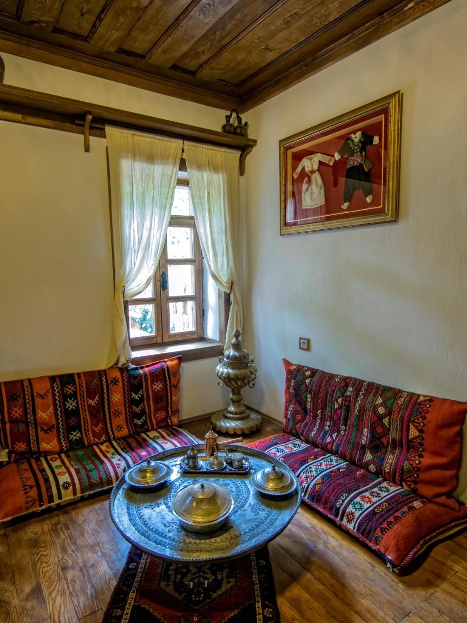 Апартаменти Yeni Gelin Evi Birgi Екстер'єр фото
